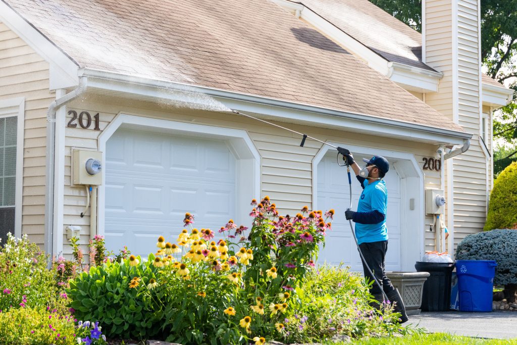 power washing house